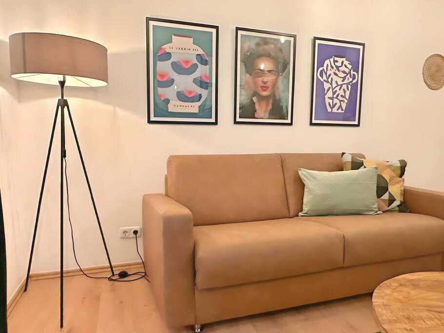 Urban & Chic: 2Bdr, Parkplatz Appartement Witten Buitenkant foto