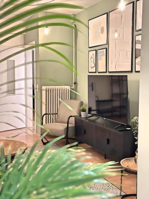 Urban & Chic: 2Bdr, Parkplatz Appartement Witten Buitenkant foto