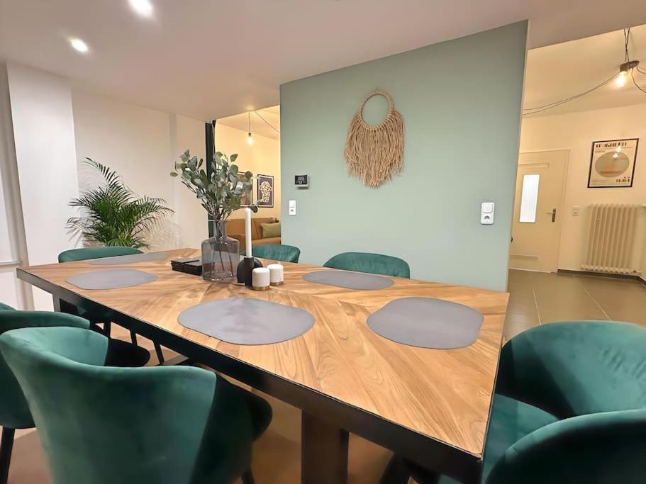Urban & Chic: 2Bdr, Parkplatz Appartement Witten Buitenkant foto