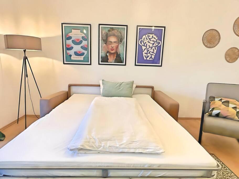 Urban & Chic: 2Bdr, Parkplatz Appartement Witten Buitenkant foto