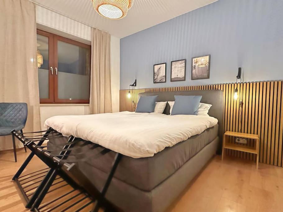 Urban & Chic: 2Bdr, Parkplatz Appartement Witten Buitenkant foto