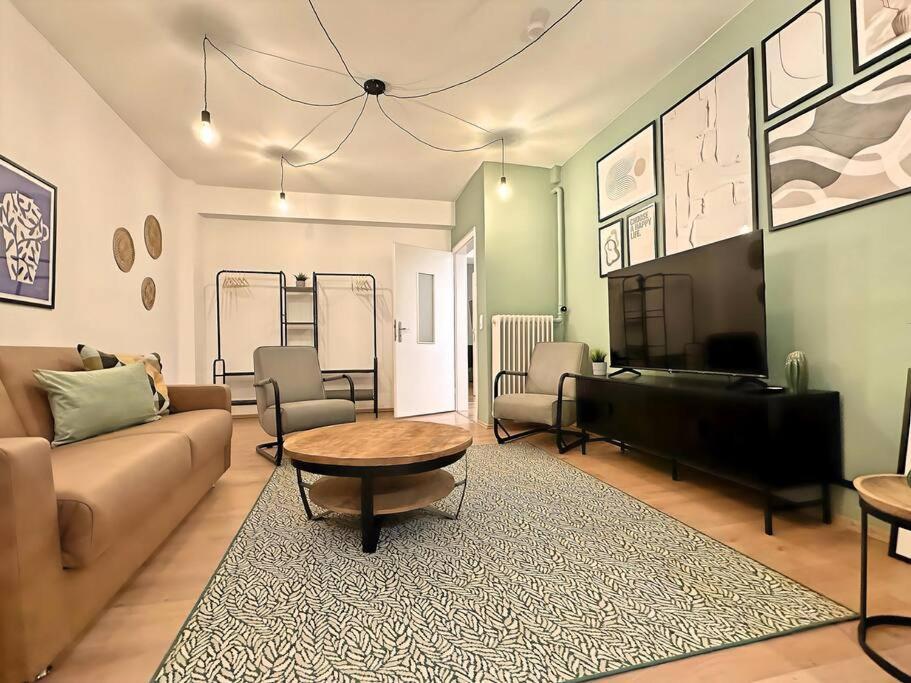 Urban & Chic: 2Bdr, Parkplatz Appartement Witten Buitenkant foto